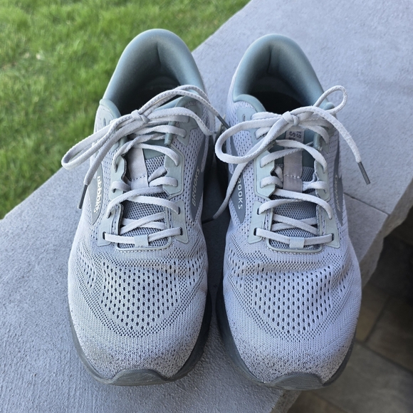 Brooks Men\'s Running Shoes - Gray main image 4